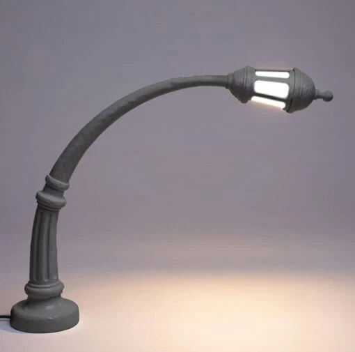 Seletti Street Lamp Tischlampe, Grau -Dekoration Verkauf seletti straenlaterne tischlampe 1